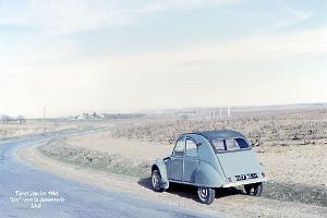 TIARET LA 2 CV VERS LA JUMENTERIE 1965
